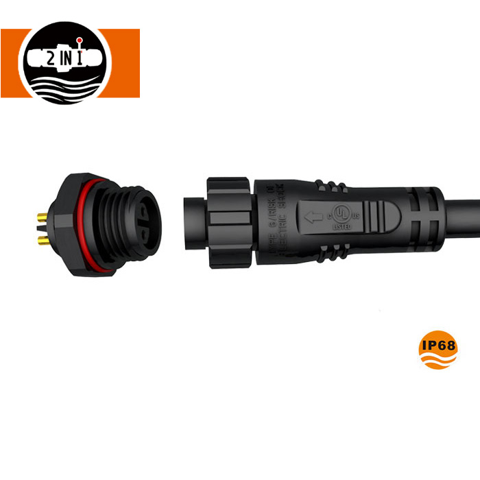 Proč si pro své elektrické systémy vybrat vodotěsný konektor pro montáž na panel?